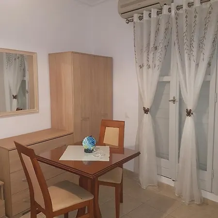 شقة فندقية سكاي أوف تهيرا